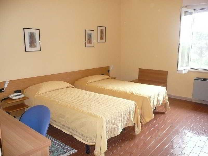 Park Hotel Paradiso Piazza Armerina Bagian luar foto